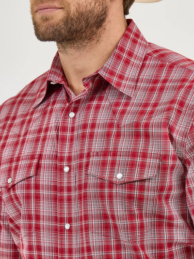 Wrangler Men's Wrinkle Resistant Red Plaid Western Shirt