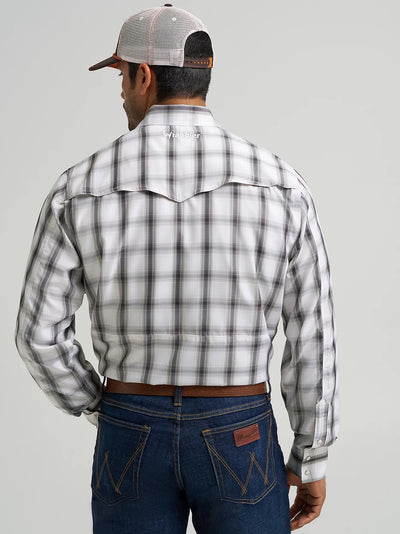 Wrangler Men's Performance Plaid Shirt - Grey