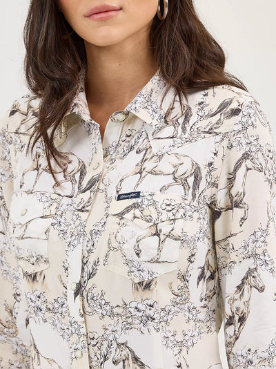 Wrangler Women's Saddle Up Slim Western Shirt