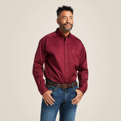Ariat Men's Solid Twill Classic Fit Shirt