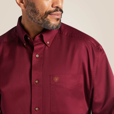 Ariat Men's Solid Twill Classic Fit Shirt