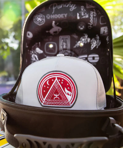 Hooey Large Cap Carrier