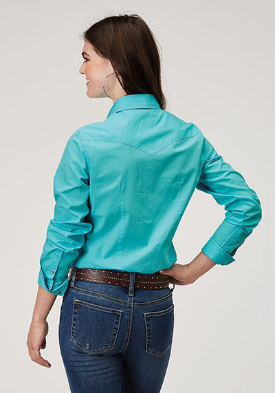 Roper Women's Solid Poplin Shirt