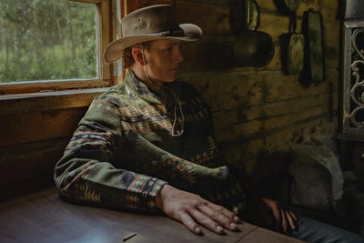 Outback Trading Men's Chase Henley Quarter Zip