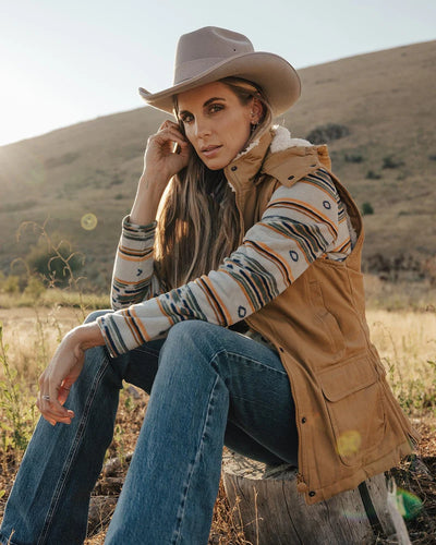 Outback Trading Women's Delaney Henley Fleece