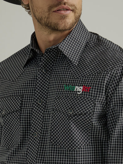 Wrangler Men's Plaid Print Mexico Embroidery Shirt