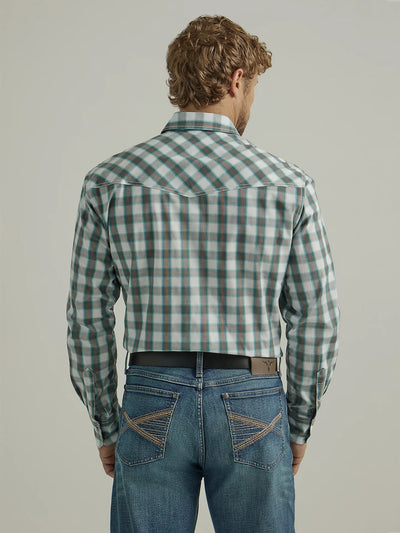 Wrangler Men's Advanced Comfort Plaid Shirt