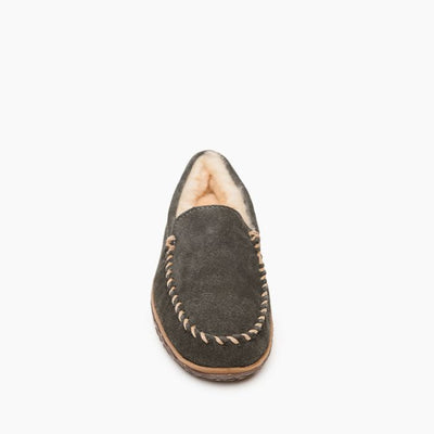 Minnetonka Moccasin Men's Sheepskin Tobie - Chr