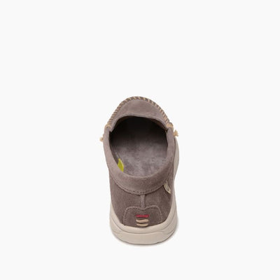 Minnetonka Moccasin Discover Classic - Grey