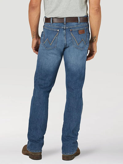 Wrangler Men's Retro Slim Fit Bootcut Jean