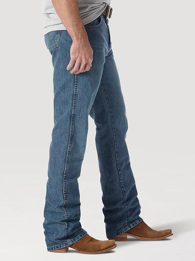 Wrangler Men's Retro Slim Fit Bootcut Jean