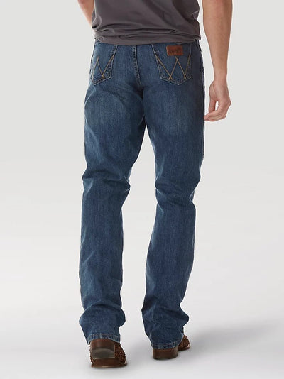 Wrangler Men's Retro Relaxed Fit Bootcut Jean