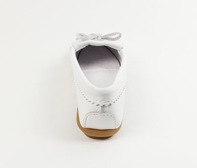 Minnetonka Women's White Thunderbird II Moccasin
