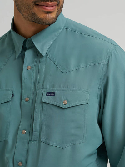 Wrangler Men's Performance Solid Shirt - Pine