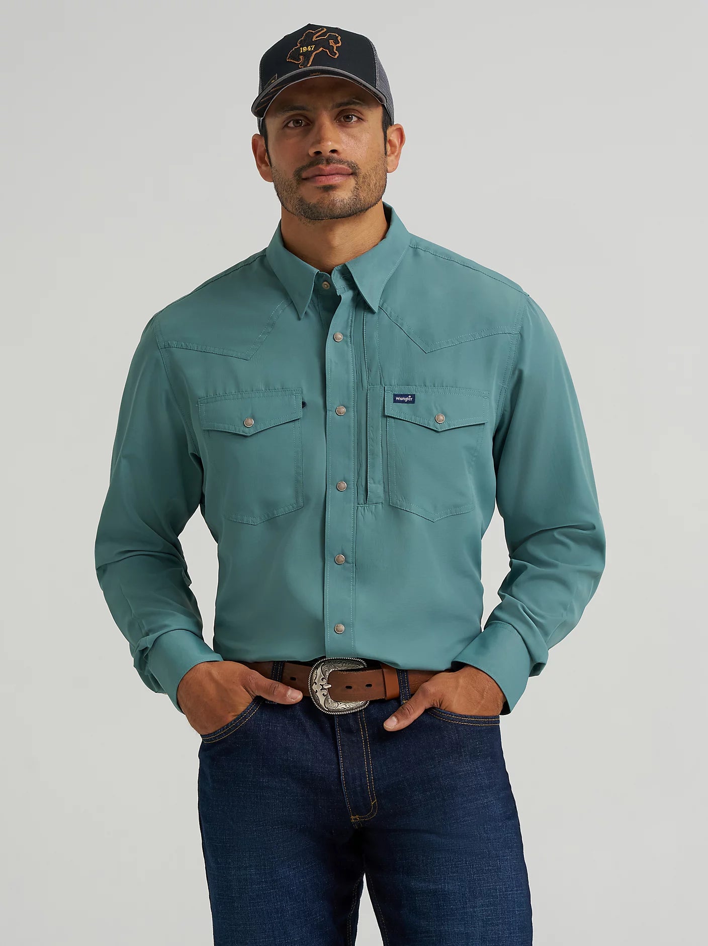 Wrangler Men's Performance Solid Shirt - Pine