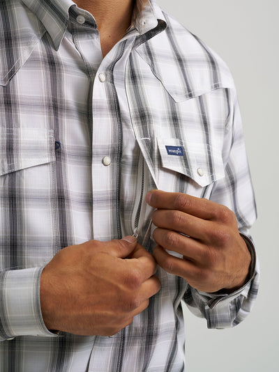 Wrangler Men's Performance Plaid Shirt - Grey