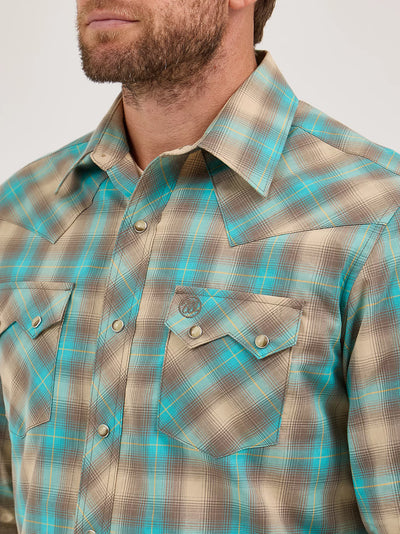 Wrangler Men's Plaid Sawtooth Pocket Western Shirt