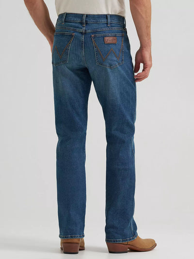 Wrangler Men's Retro Relaxed Fit Jean