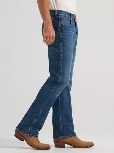 Wrangler Men's Retro Relaxed Fit Jean