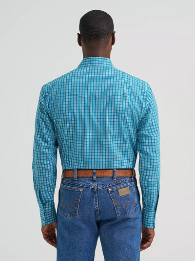 Wrangler Men's Wrinkle Resist Plaid Western Shirt