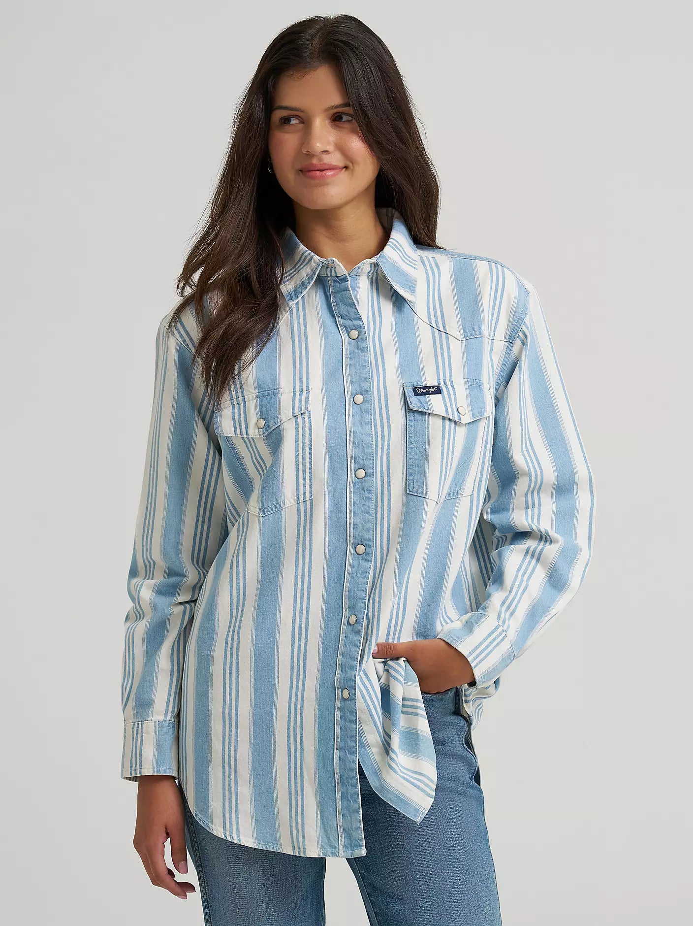 Wrangler Women's Brushpopper Boyfriend Western Snap Shirt
