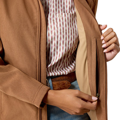 Ariat Women's Logo Softshell Jacket