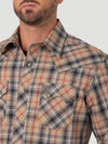 Wrangler Men's Retro Plaid Western Shirt