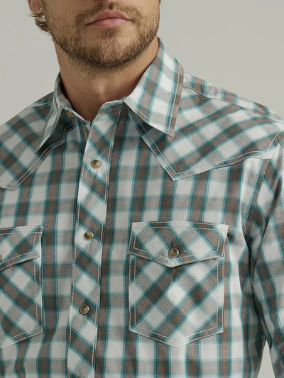 Wrangler Men's Advanced Comfort Plaid Shirt