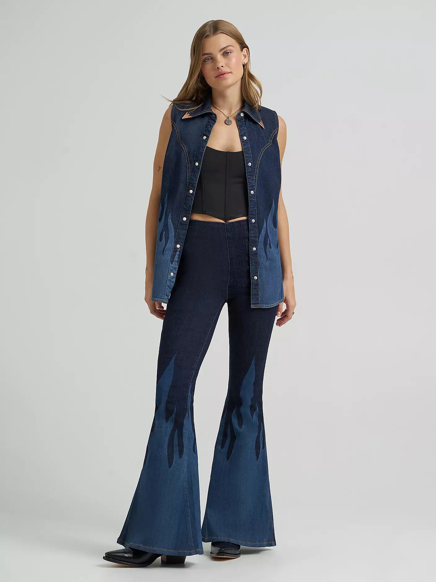 Wrangler Lainey Wilson X Flame Pull On Bell Bottom Jeans