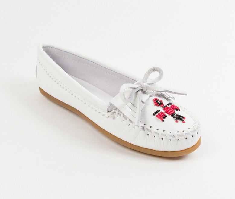 Minnetonka Women's White Thunderbird II Moccasin